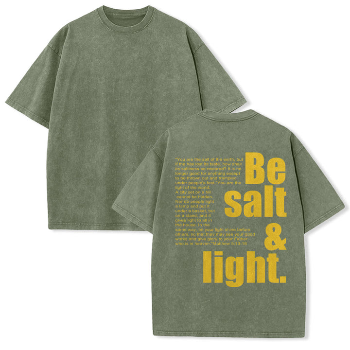 Christianartworkshop Maglietta unisex lavata con grafica a contrasto, caratteri grandi e piccoli, sale e luce, versetto biblico sul retro. - Verde militare - 5XL - image 19