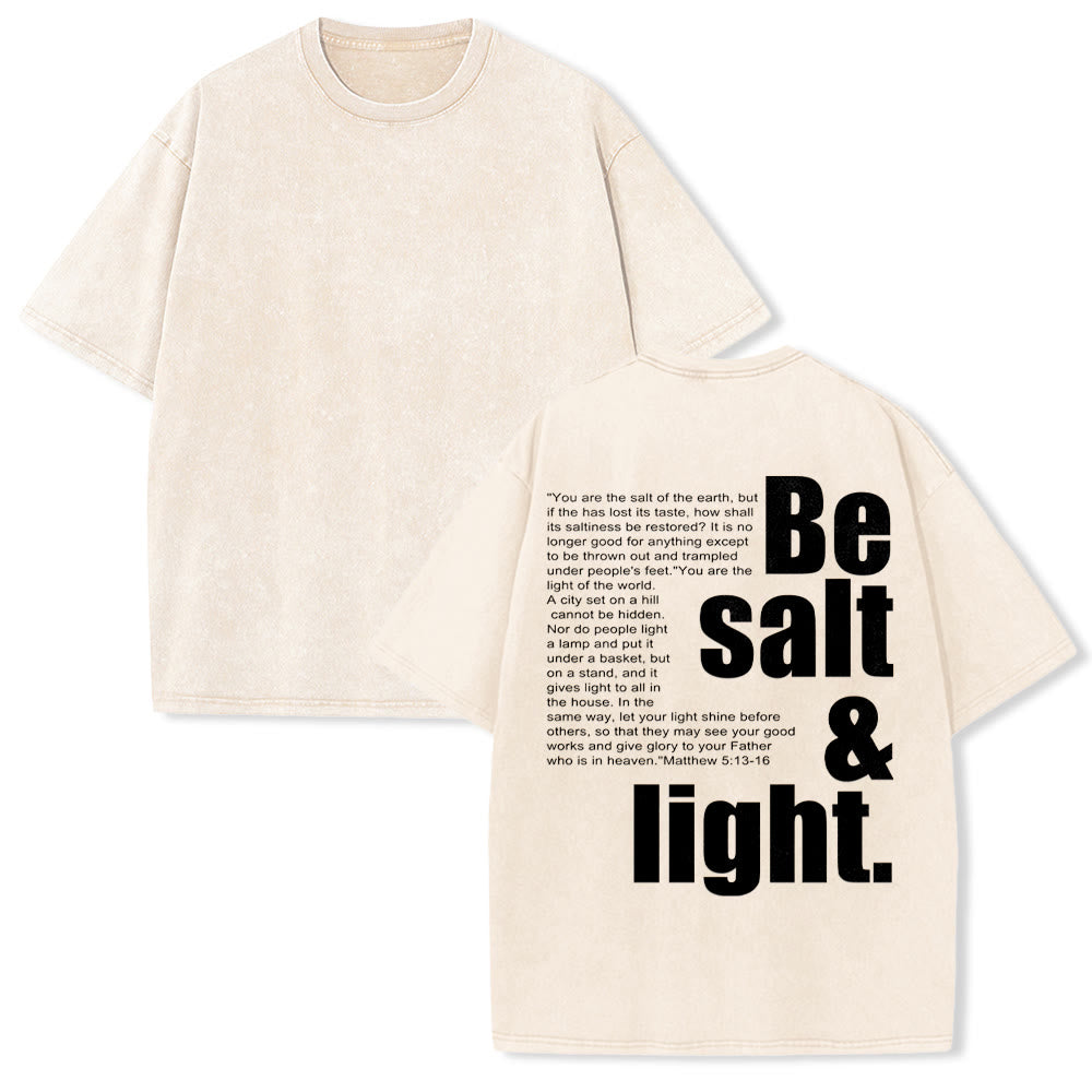 Christianartworkshop Maglietta unisex lavata con grafica a contrasto, caratteri grandi e piccoli, sale e luce, versetto biblico sul retro. - Beige - 5XL - image 4