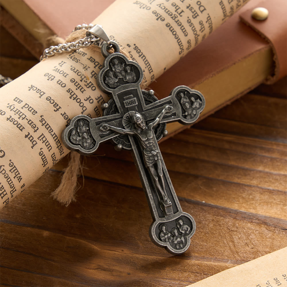 Christianartworkshop Collana vintage con crocifisso a quattro lobi in rilievo e catena a spiga di grano: emblema di sacrificio e misericordia redentrice. - image 1