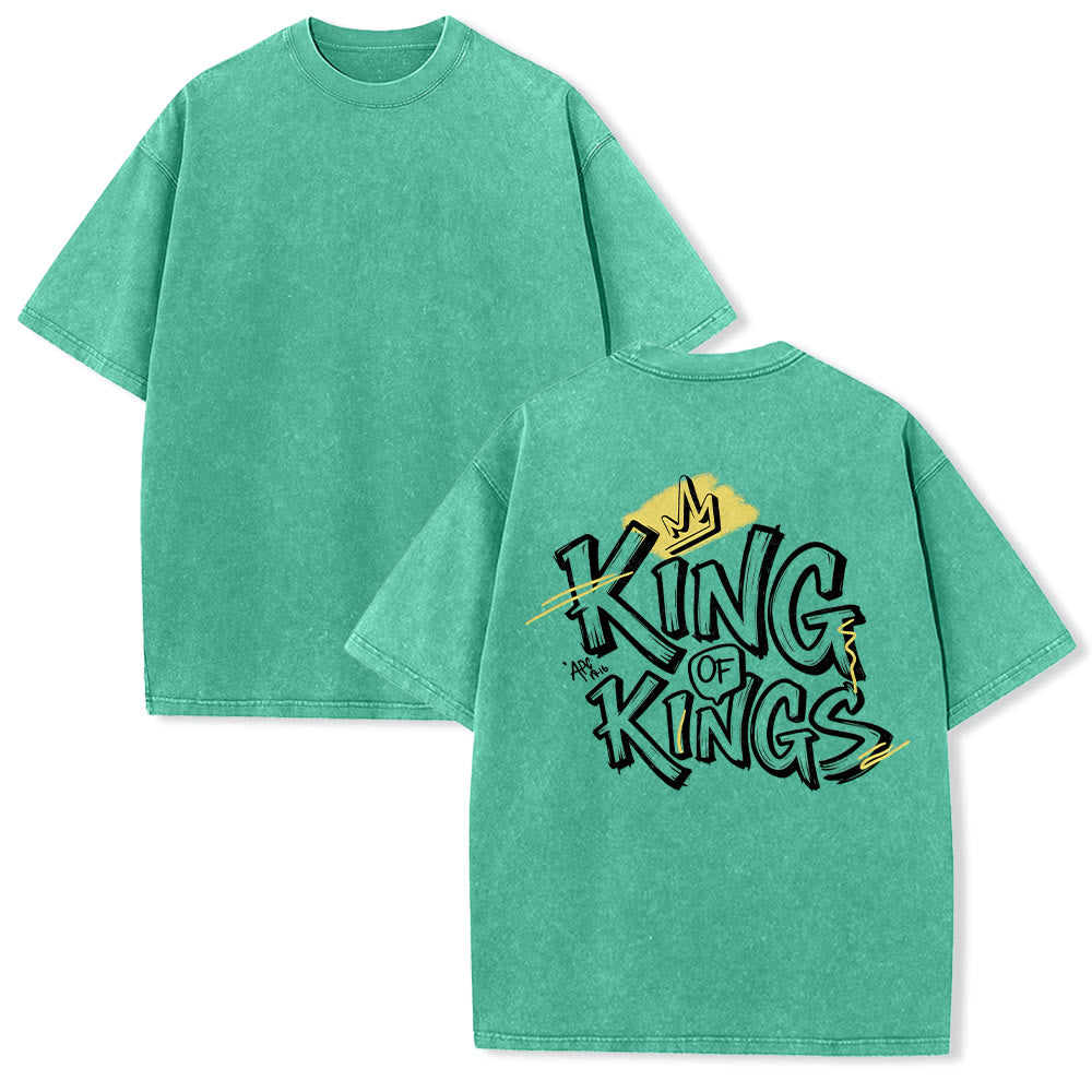 Christianartworkshop T-shirt unisex vintage lavata con stampa "King Of Kings Brush Graffiti Crown" sul retro. - Verde - 5XL - image 1