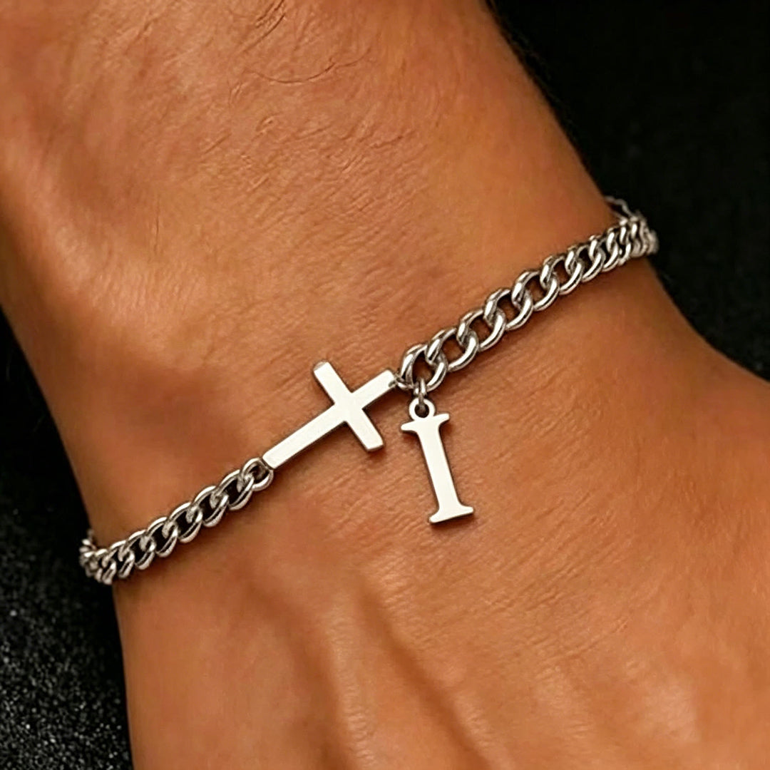Christianartworkshop Bracciale con croce e lettera a catena: emblema personalizzato di incrollabile fede celeste - IO - image 10