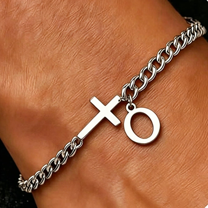 Christianartworkshop Bracciale con croce e lettera a catena: emblema personalizzato di incrollabile fede celeste - O - image 16