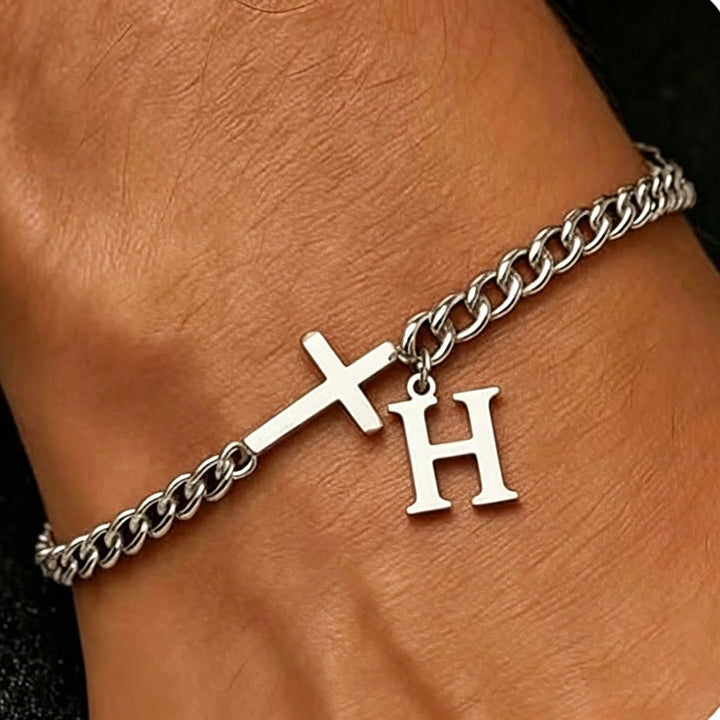 Christianartworkshop Bracciale con croce e lettera a catena: emblema personalizzato di incrollabile fede celeste - H - image 9