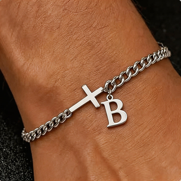 Christianartworkshop Bracciale con croce e lettera a catena: emblema personalizzato di incrollabile fede celeste - B - image 3