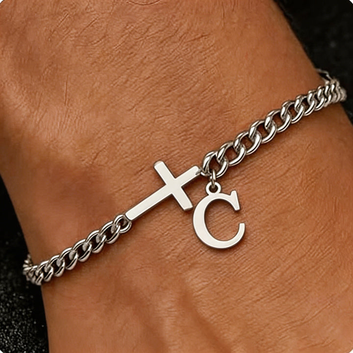 Christianartworkshop Bracciale con croce e lettera a catena: emblema personalizzato di incrollabile fede celeste - C - image 4