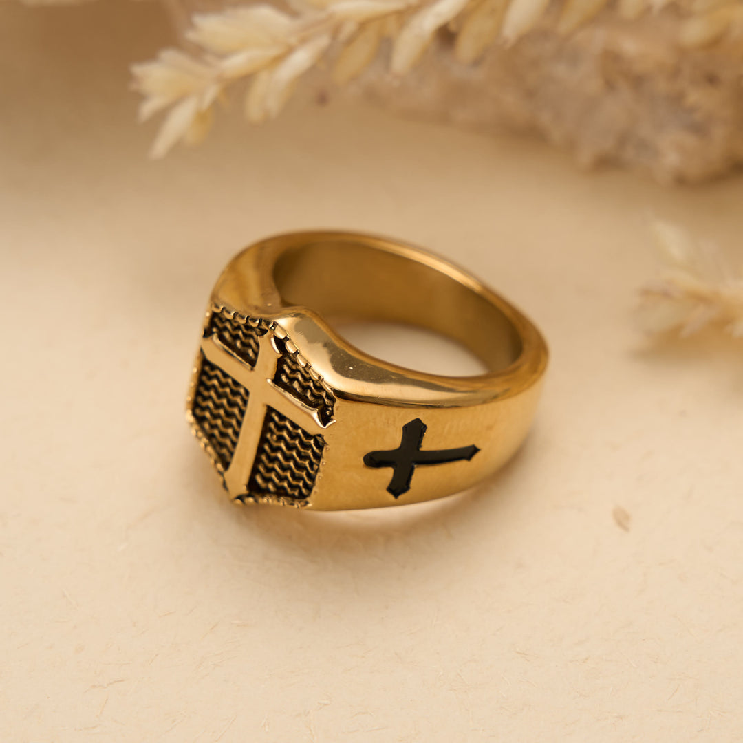 Christianartworkshop Anello con sigillo a forma di scudo e croce in rilievo: emblema senza tempo di una fede sacra incrollabile. - image 8