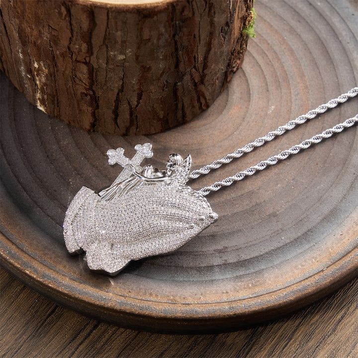 Christianartworkshop Collana con ciondolo a croce con figura sacra interamente pavé: emblema senza tempo di un amore dolce e sacrificale - image 4