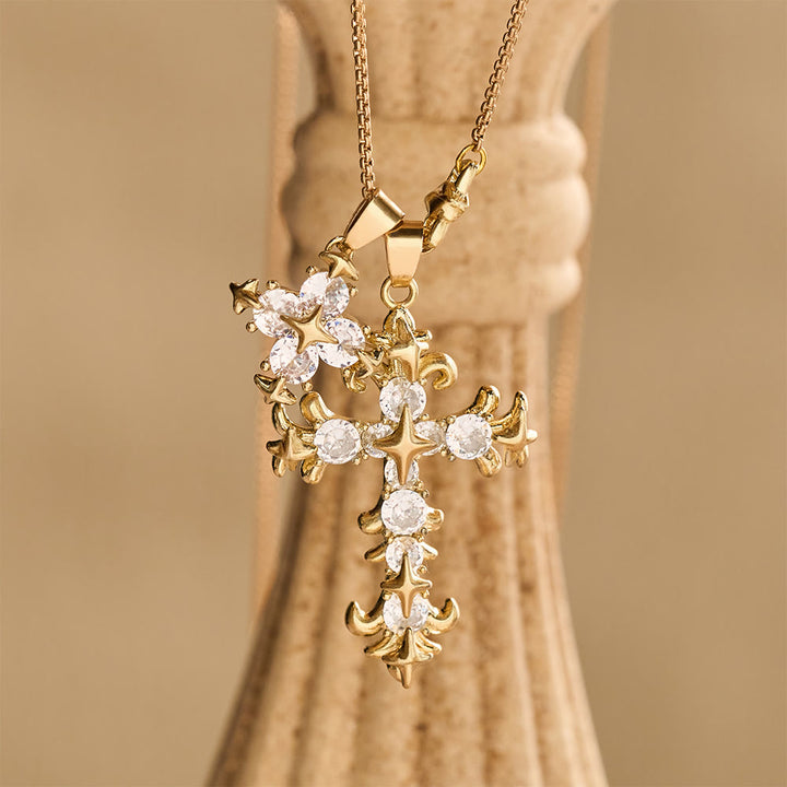 Christianartworkshop Collana a doppia croce con stella incastonata: simbolo senza tempo di preghiera sincera e devota. - image 3