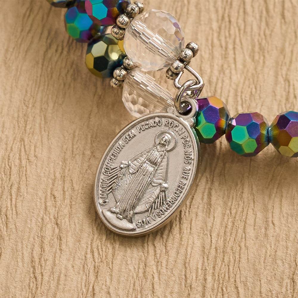 Christianartworkshop Bracciale avvolgente con medaglia crocifisso della Vergine Maria e perline sfaccettate: emblema personalizzato di incrollabile fede celeste. - image 5