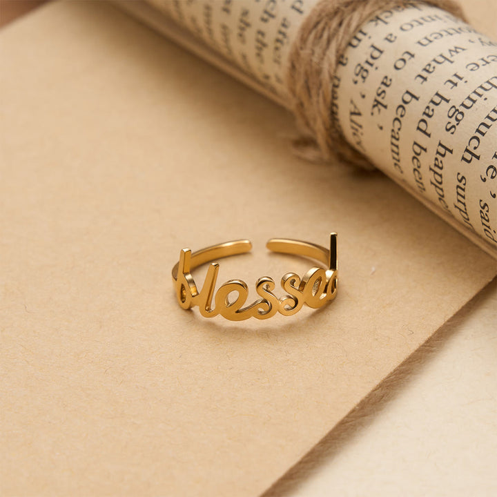 Christianartworkshop Anello regolabile aperto con scritta in corsivo "Parola Benedetta": emblema personalizzato di fede celeste incrollabile. - image 3