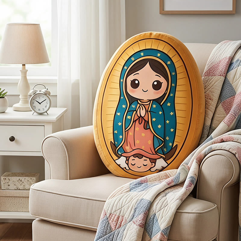 Christianartworkshop Simpatico cuscino in peluche a forma di cartone animato della Madonna di Guadalupe: accogliente decorazione per la casa ispirata alla fede - image 1