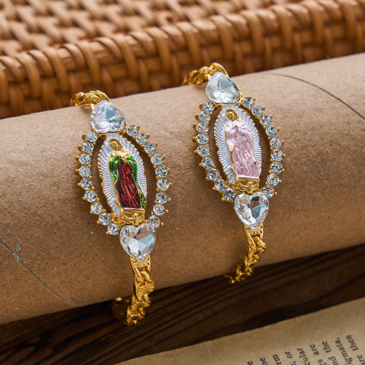Christianartworkshop Bracciale con ciondolo ovale a forma di cuore e ciondolo della Madonna di Guadalupe con cornice di cristallo: emblema personalizzato di incrollabile fede celeste. - image 2