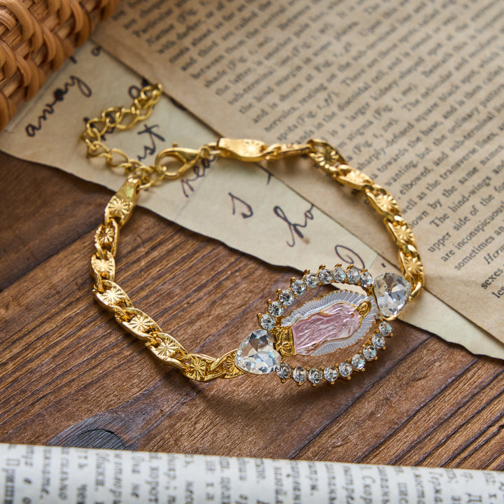 Christianartworkshop Bracciale con ciondolo ovale a forma di cuore e ciondolo della Madonna di Guadalupe con cornice di cristallo: emblema personalizzato di incrollabile fede celeste. - Rosa - image 3