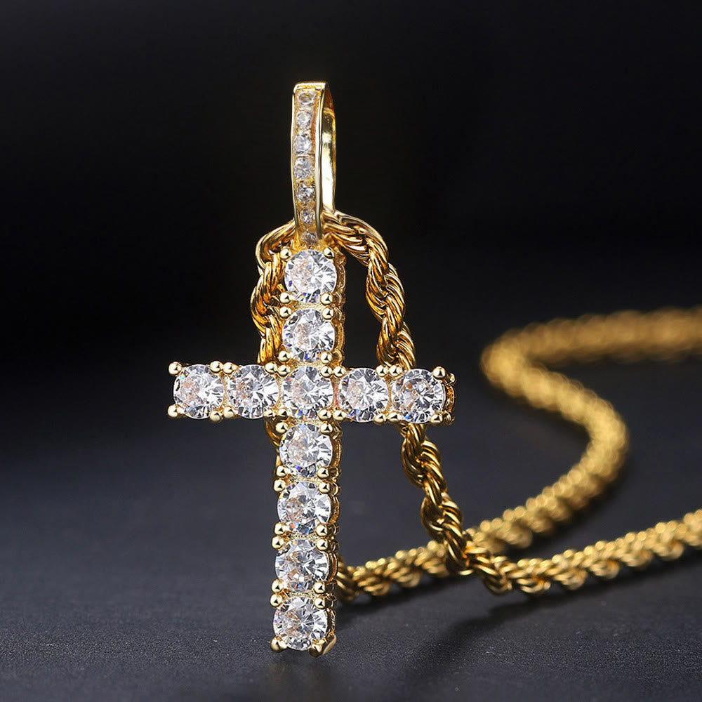 Christianartworkshop Collana con croce interamente tempestata di pietre e catena a torsione liscia: emblema senza tempo di dolce protezione celeste. - image 0