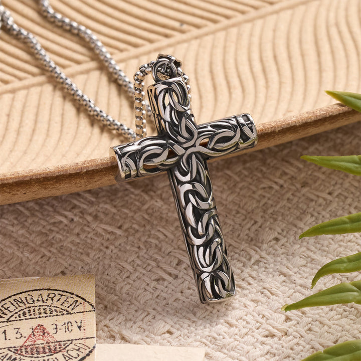 Christianartworkshop Collana con ciondolo a croce cava con nodo attorcigliato in rilievo: emblema senza tempo di dolce protezione celeste. - Argento - image 2