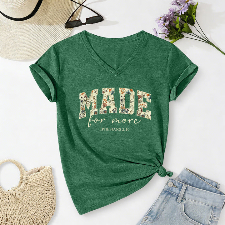 Christianartworkshop T-shirt casual con scollo a V e scritta "Made For More Floral Fill Varsity Font Cursive Script Ephesians 2:10 Verse". - Verde scuro - 2XL - image 24