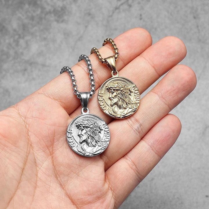 Christianartworkshop Collana con medaglione rotondo e catena con immagine di Gesù e corona di spine: emblema senza tempo di dolce protezione celeste. - image 1