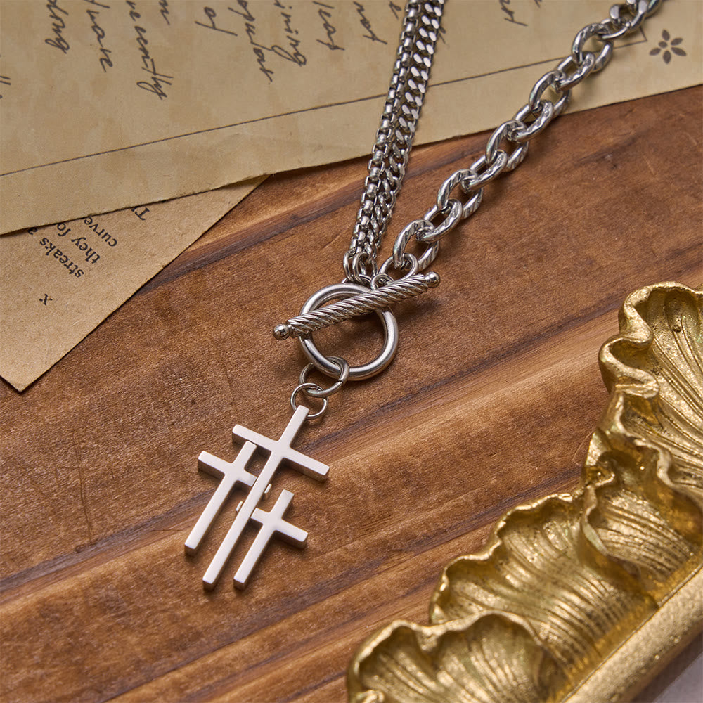 Christianartworkshop Collana con tripla chiusura a croce sovrapposta e doppia catena testurizzata: emblema senza tempo di dolce protezione celeste. - image 3