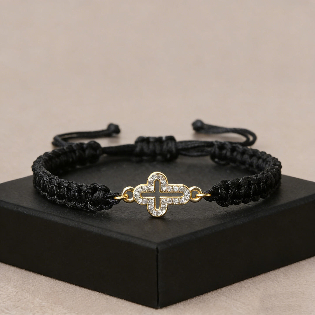 Christianartworkshop Braccialetto da polso con croce sacra e cordino intrecciato: emblema personalizzato di eterna tenerezza divina. - Nero - image 2