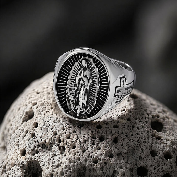 Christianartworkshop Anello con croce della Madonna di Guadalupe in rilievo profondo: emblema senza tempo di una fede sacra incrollabile. - image 9