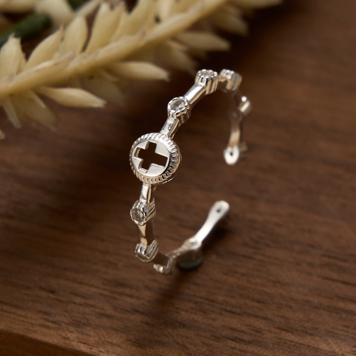 Christianartworkshop Anello regolabile aperto con croce cava in argento sterling: simbolo senza tempo di una fede sacra incrollabile. - Cross&Circle (Adatto alle taglie americane 6-10) - image 3