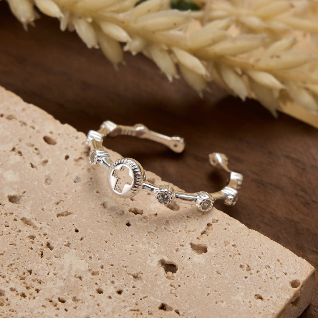 Christianartworkshop Anello regolabile aperto con croce cava in argento sterling: simbolo senza tempo di una fede sacra incrollabile. - image 4
