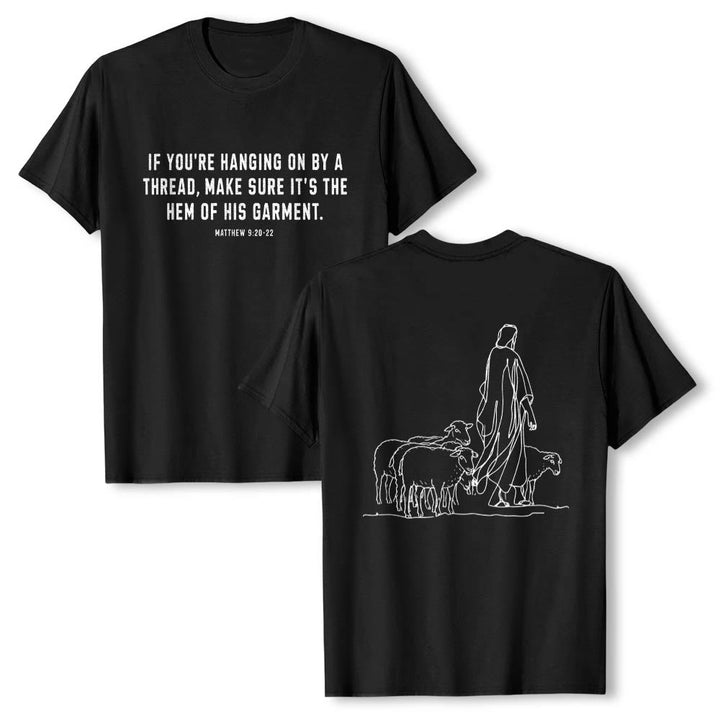 Christianartworkshop Se sei appeso a un filo Matteo 9:22 Pastore e pecora che si disegnano sul davanti Maglietta a maniche corte premium - Nero - 2XL - image 15