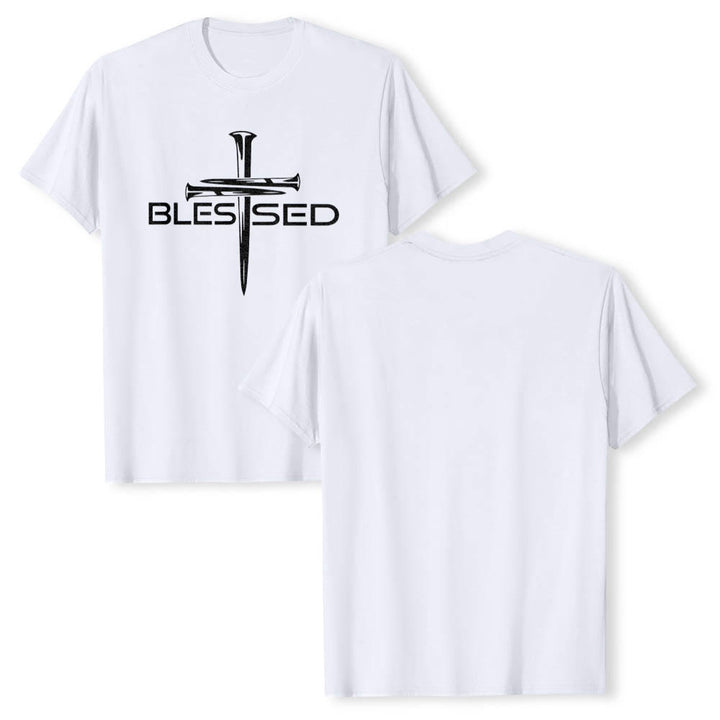 Christianartworkshop T-shirt a maniche corte premium con stampa frontale a blocchi con scritta in grassetto e croce a tre chiodi "Blessed Three Nails Cross Split Bold Block Word". - image 13