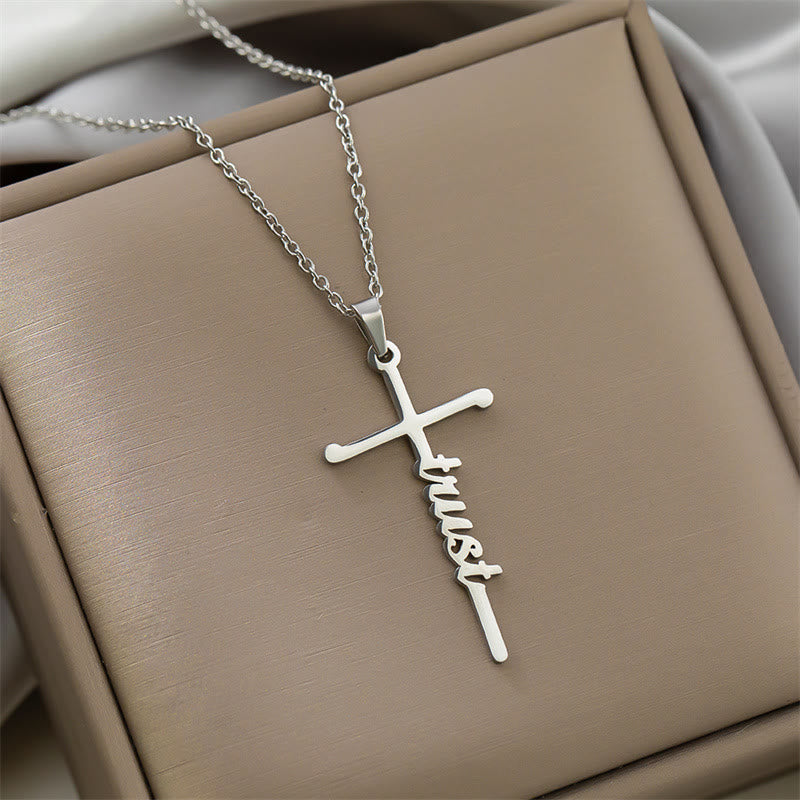 Christianartworkshop Collana con ciondolo a croce integrato con scritta "Faith" in corsivo, in diversi stili: emblema senza tempo di dolce protezione celeste. - Fiducia - Argento - image 14
