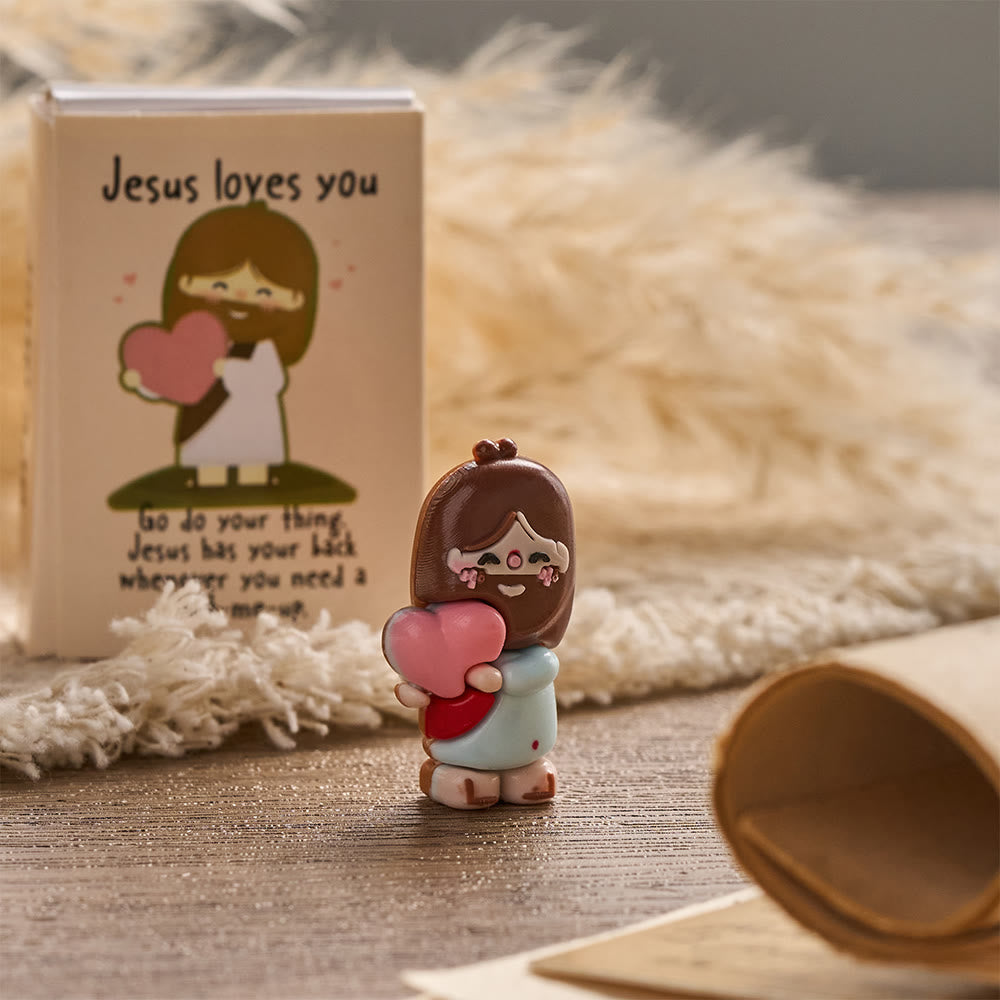 Christianartworkshop Mini statuette di Gesù con cuore Om, confezione da 3, con versetto biblico "Gesù ti ama" e biglietto devozionale: un simbolo di gioia e fede divine. - image 5