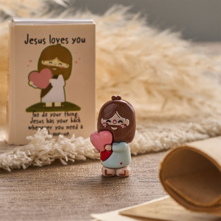 Christianartworkshop Mini statuette di Gesù con cuore Om, confezione da 3, con versetto biblico "Gesù ti ama" e biglietto devozionale: un simbolo di gioia e fede divine. - image 3