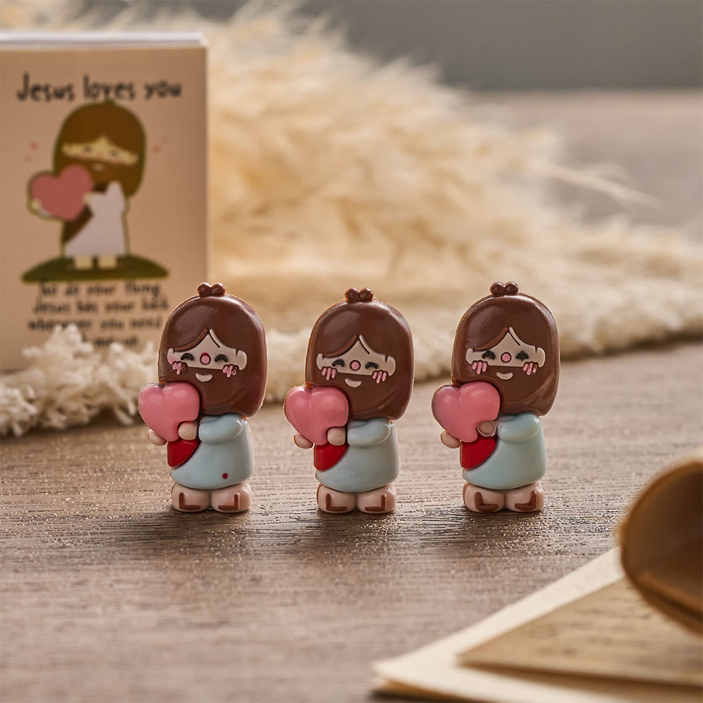 Christianartworkshop Mini statuette di Gesù con cuore Om, confezione da 3, con versetto biblico "Gesù ti ama" e biglietto devozionale: un simbolo di gioia e fede divine. - Set di 3 - image 0
