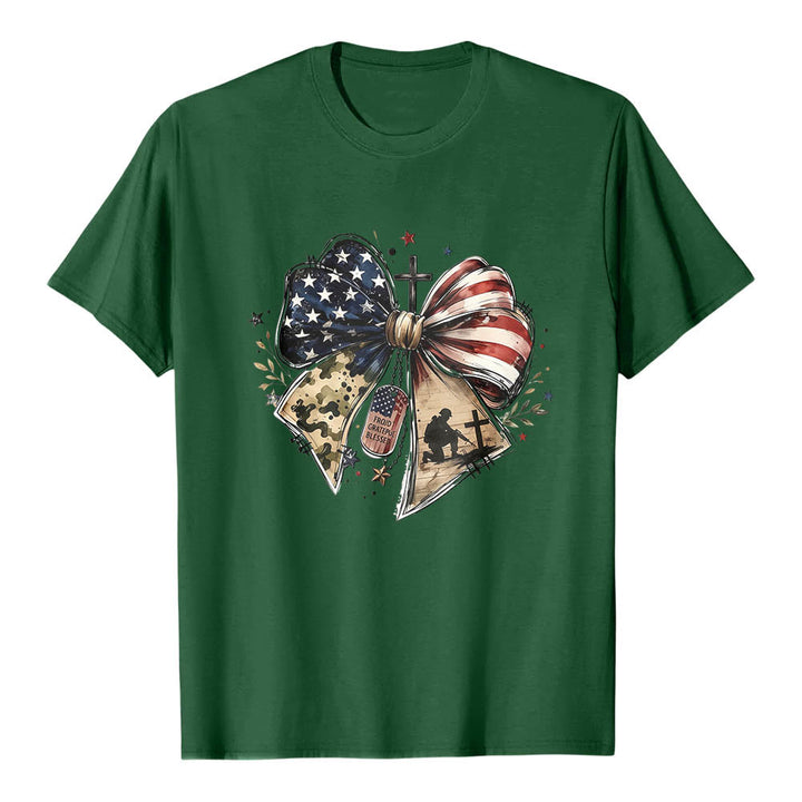 Christianartworkshop T-shirt classica patriottica con stampa frontale a pannelli multipli, fiocco, croce, piastrina militare e stella. - Verde scuro - 2XL - image 4