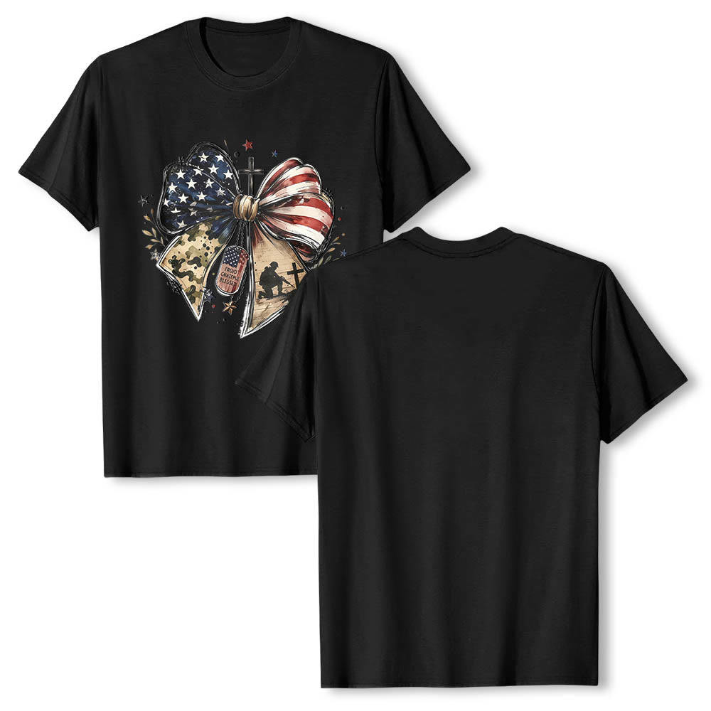 Christianartworkshop T-shirt classica patriottica con stampa frontale a pannelli multipli, fiocco, croce, piastrina militare e stella. - image 7