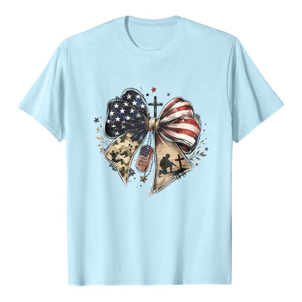 Christianartworkshop T-shirt classica patriottica con stampa frontale a pannelli multipli, fiocco, croce, piastrina militare e stella. - Blu - 2XL - image 8