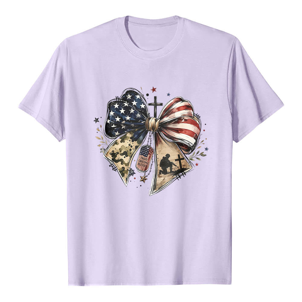 Christianartworkshop T-shirt classica patriottica con stampa frontale a pannelli multipli, fiocco, croce, piastrina militare e stella. - Viola - 2XL - image 10