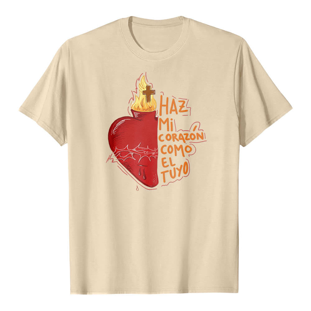 Christianartworkshop Maglietta classica con stampa frontale raffigurante una sacra spina, ferita, fiamma, croce e cuore, con slogan devozionale in spagnolo. - Beige - 2XL - image 0
