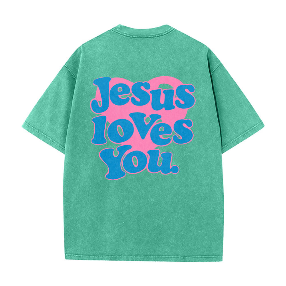 Christianartworkshop Maglietta lavata con stampa "Jesus Loves You" e scritta "Heart Back Bubble Font" (Gesù ti ama) sul retro. - Verde - 5XL - image 10