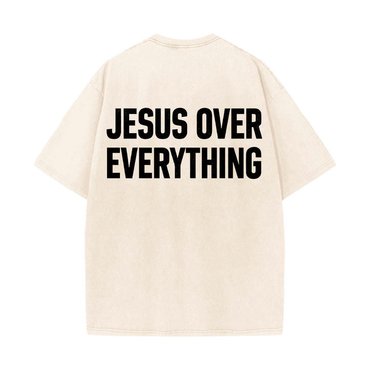 Christianartworkshop Maglietta lavata con stampa a blocchi sul retro e scritta "Jesus Over Everything" su due righe in grassetto. - Beige - 5XL - image 2
