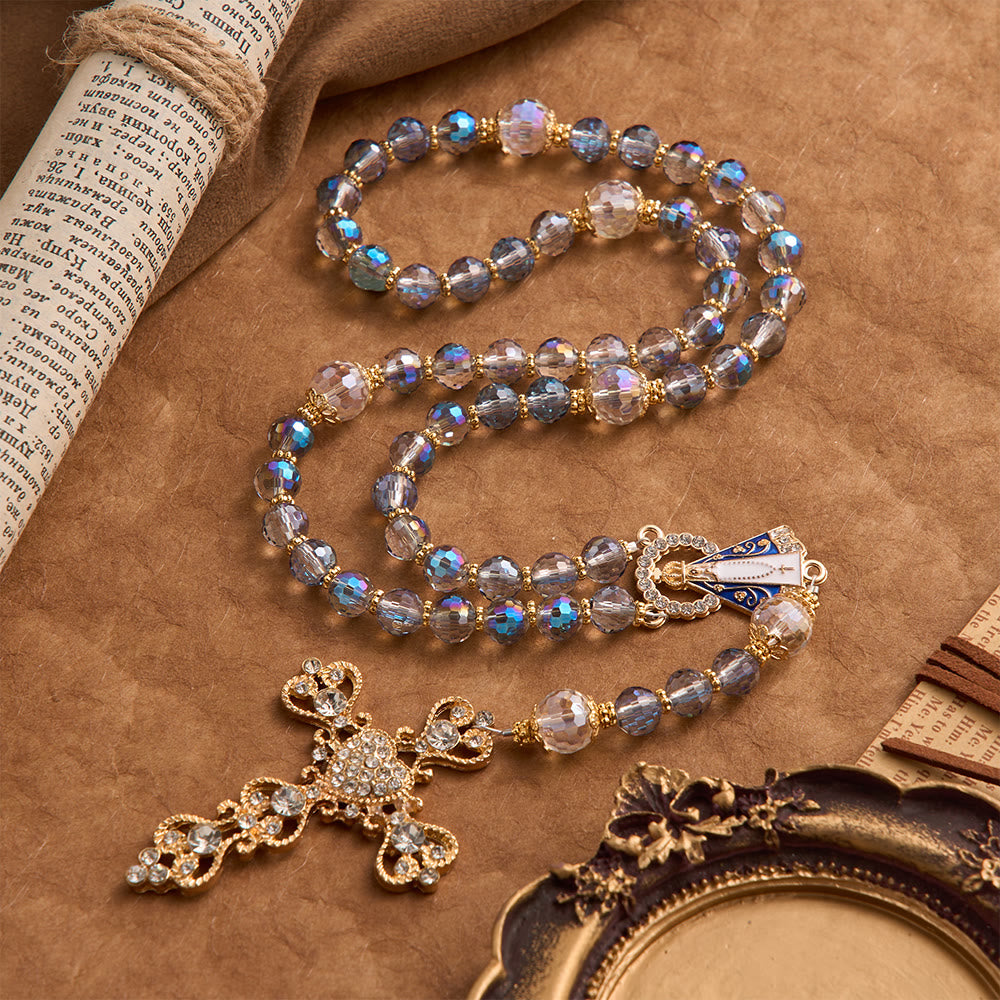 Christianartworkshop Rosario con perline blu iridescenti, con la Madonna di Aparecida e crocifisso con strass: rosario personalizzato con nome, ricordo per la cappella. - image 4