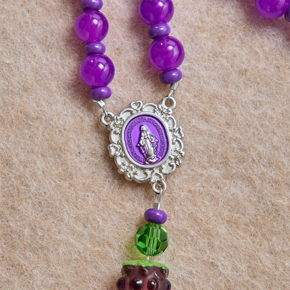 Christianartworkshop Rosario con perline di vetro a forma di grappolo d'uva e crocifisso smaltato: emblema della benedizione celeste eucaristica. - image 6