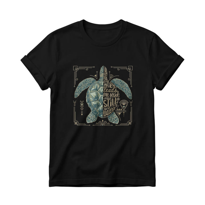 Christianartworkshop T-shirt girocollo da donna con motivo geometrico a tartaruga marina, bordo decorato e frase devozionale del Salmo. - Nero - 4XL - image 2