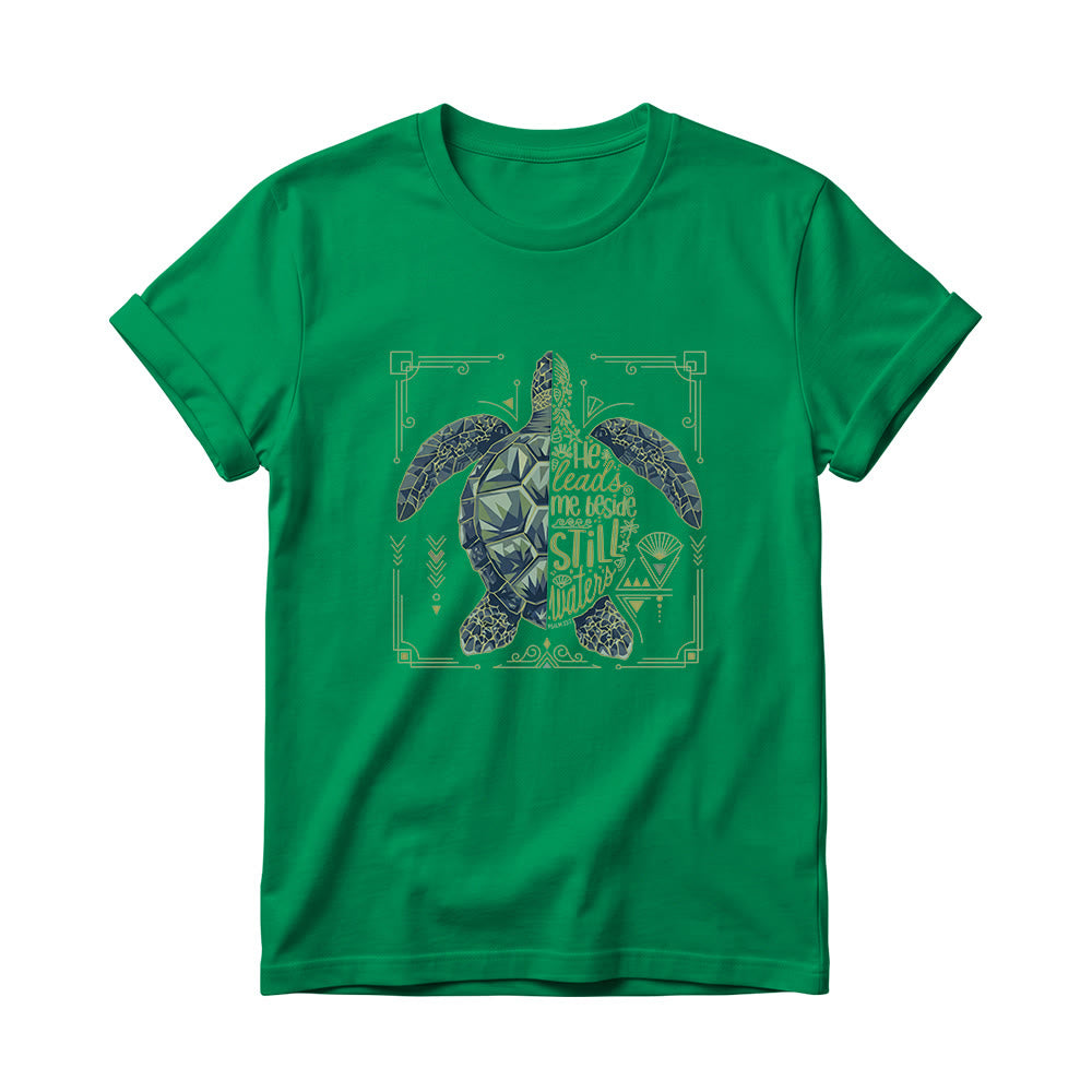Christianartworkshop T-shirt girocollo da donna con motivo geometrico a tartaruga marina, bordo decorato e frase devozionale del Salmo. - Verde - 4XL - image 16