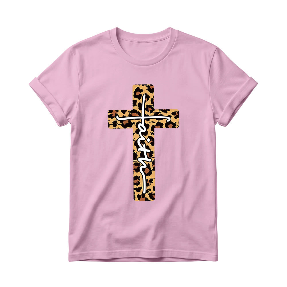 Christianartworkshop T-shirt girocollo da donna con stampa leopardata, croce verticale e scritta a mano "Faith" all'interno. - Rosa - 4XL - image 10