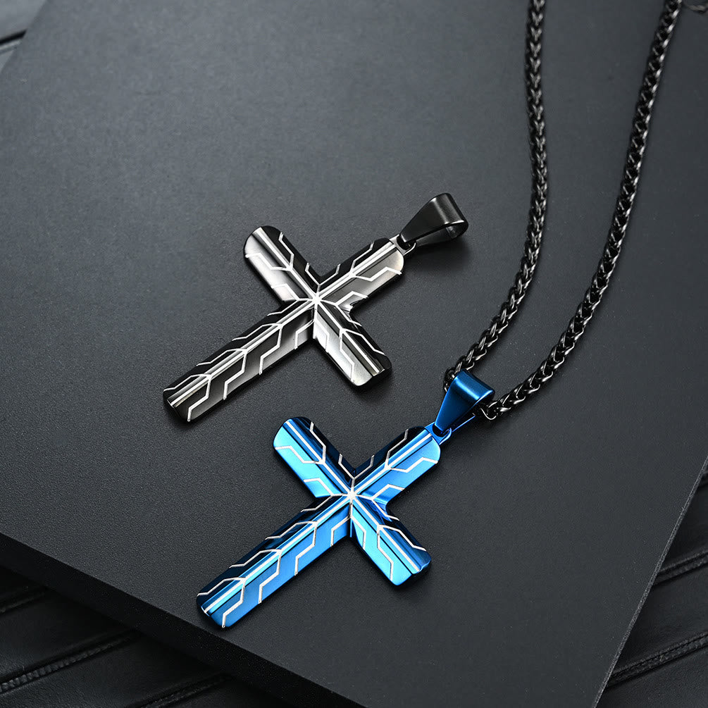 Christianartworkshop Collana con ciondolo a croce inciso con motivo a fulmine blu lucido: emblema senza tempo di dolce protezione celeste. - image 1