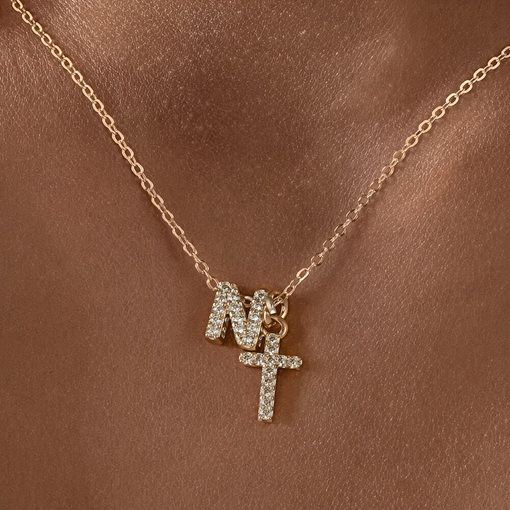 Christianartworkshop Collana con doppio ciondolo a croce con iniziali personalizzate dalla A alla Z e strass: un simbolo senza tempo di dolce protezione celeste. - N - image 15