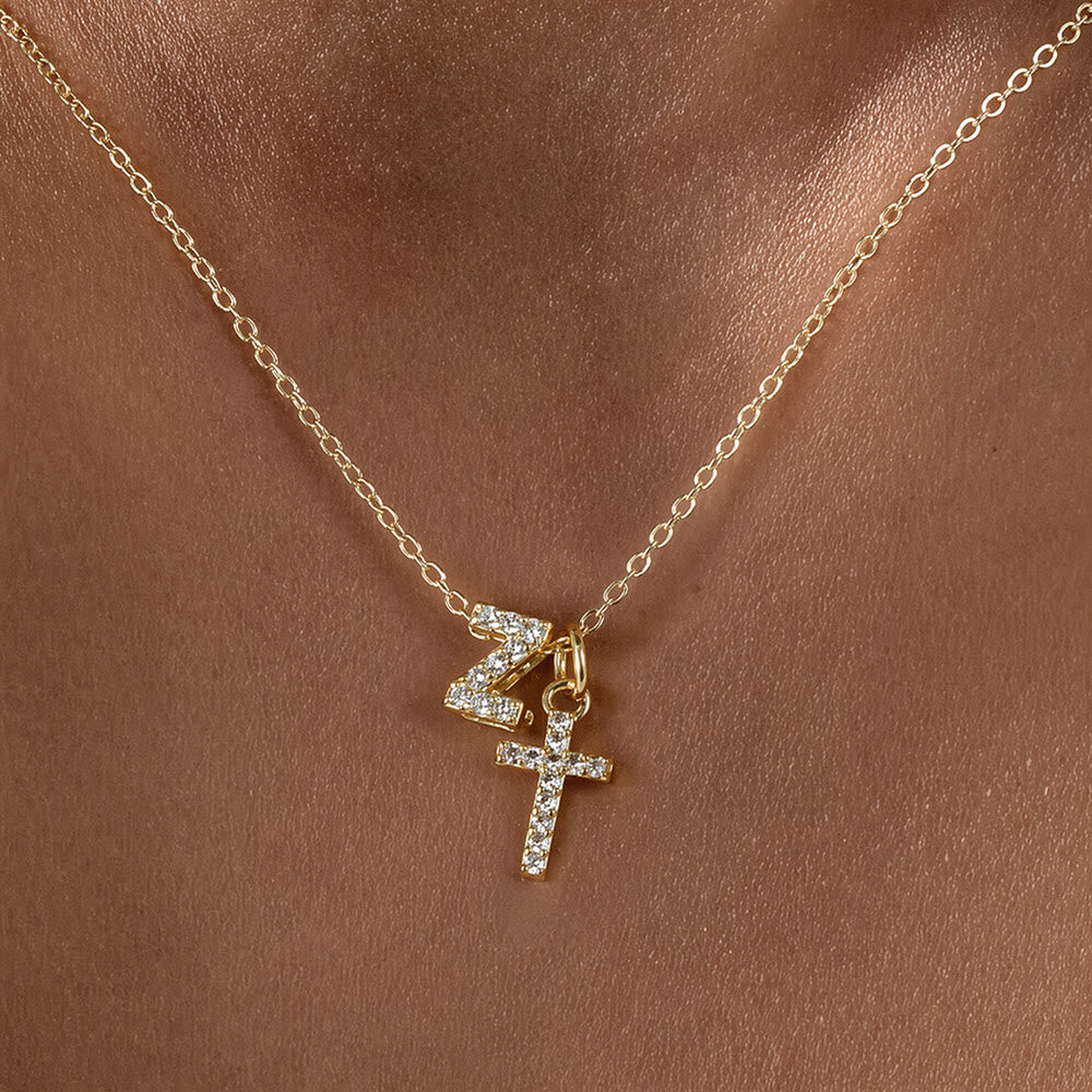 Christianartworkshop Collana con doppio ciondolo a croce con iniziali personalizzate dalla A alla Z e strass: un simbolo senza tempo di dolce protezione celeste. - Z - image 27
