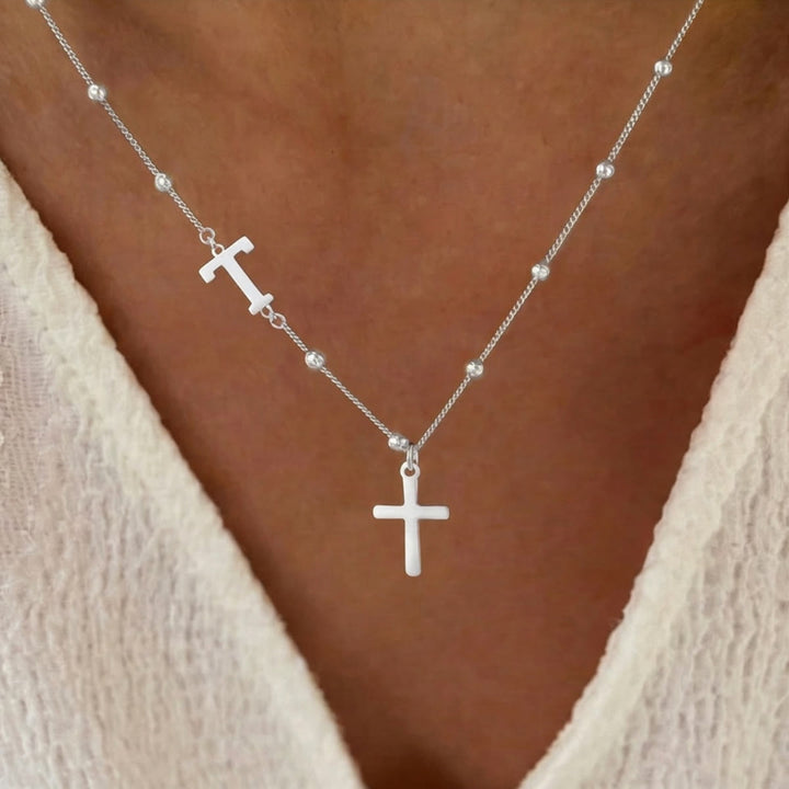 Christianartworkshop Collana con ciondolo a croce laterale personalizzato con iniziale dalla A alla Z e catena di perline: emblema senza tempo di dolce protezione celeste. - Argento - T - image 45