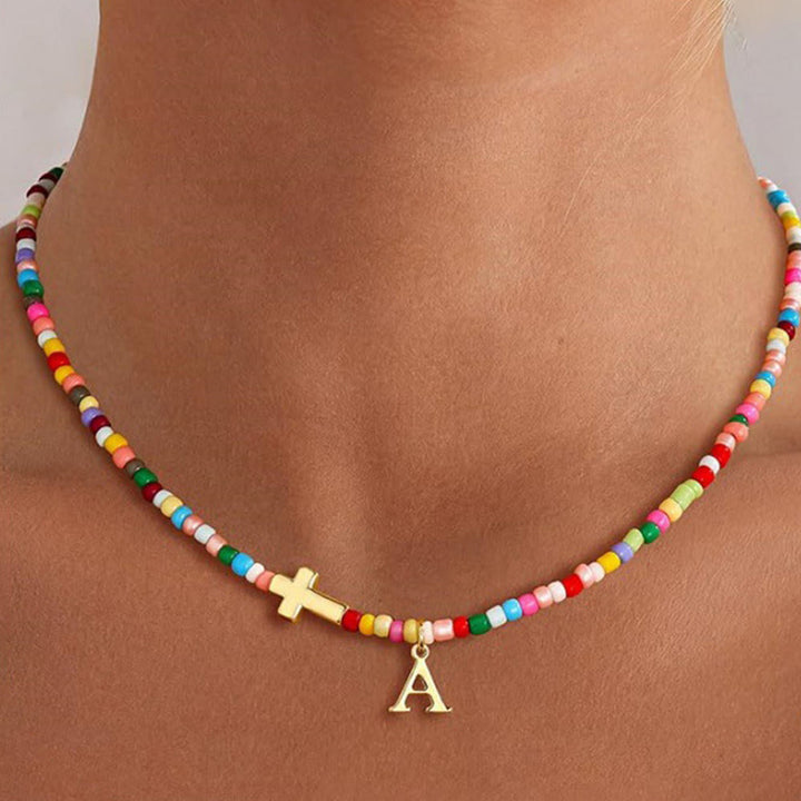 Christianartworkshop Collana girocollo con ciondolo a croce personalizzato con lettere dell'alfabeto: un simbolo senza tempo di dolce protezione celeste. - UN - image 0
