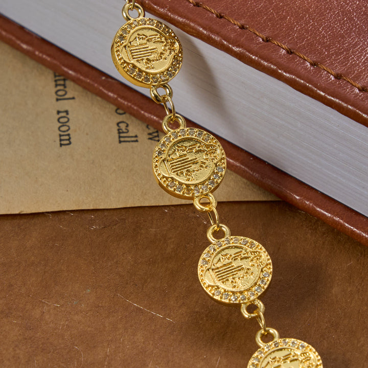 Christianartworkshop Bracciale con maglie in rilievo e bordo scintillante della medaglia di San Benedetto: emblema senza tempo di dolce protezione celeste. - image 4